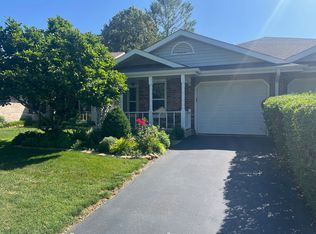 1552 Lighthouse Dr, Naperville, IL