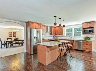 3329 NE 185th St, Lake Forest Park, WA 98155