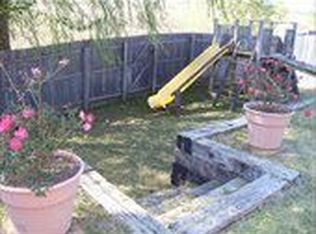 9521 Fox Hill Dr, Fort Worth, TX 76131