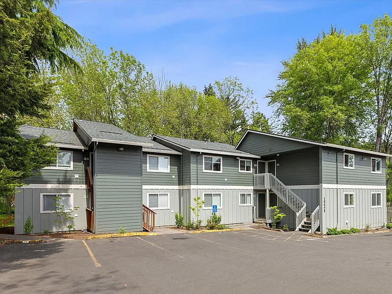 Newly Remodeled Kennedy Park Apartments! $$ ONE MONTH FREE — Photo 42