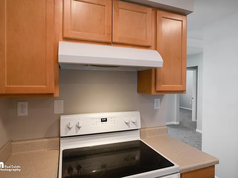 440 E 11th Ave #B-1 — Photo 9