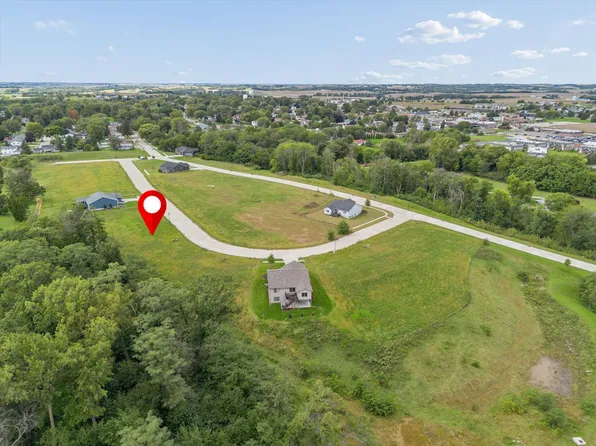 917 Riverstone Rd Lot 13, Clinton, IA 52732