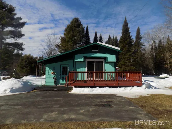 26 Co Rd, Negaunee, MI 49866