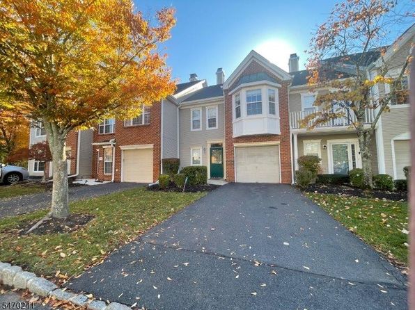 2703 Johnson Cir