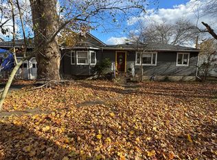 123 Johns Neck Rd, Shirley, NY 11967