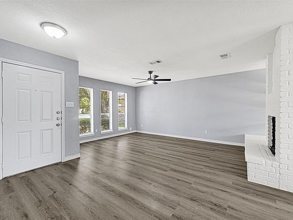 2nd image of 2511 Union Mill Rd