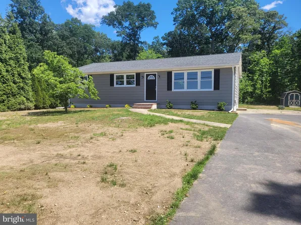 8202 W Buckshutem Rd, Millville, NJ 08332