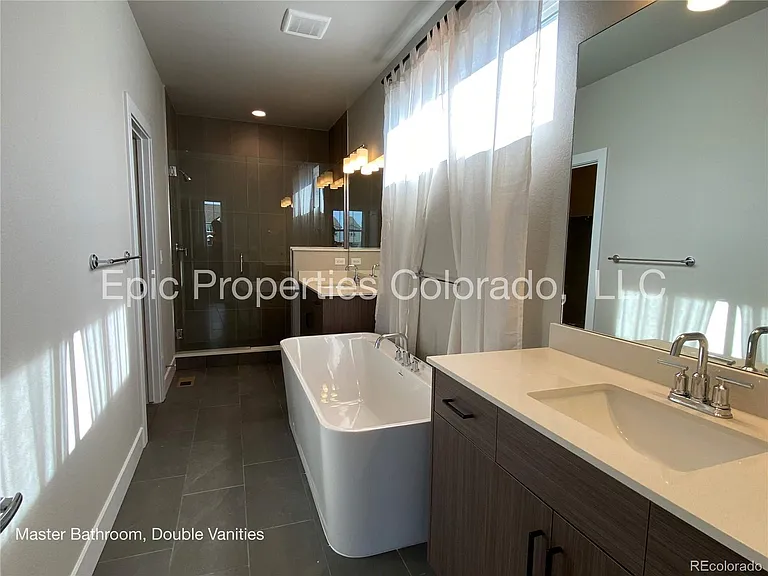 6012 N Netherland Ct — Photo 30