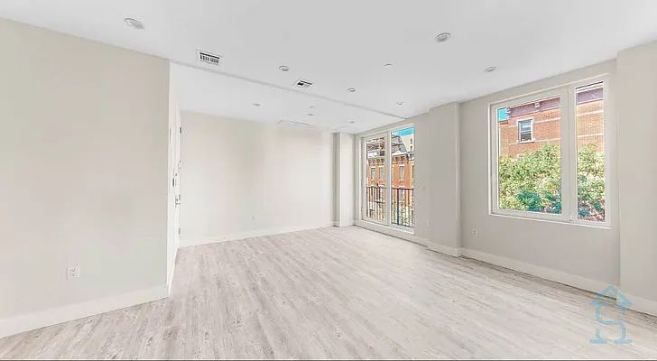 Rented by Skyhigh Realty NYC LLC | media 1