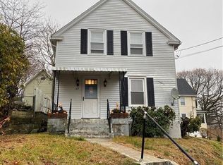 67 Maple Ave, New London, CT 06320