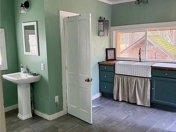 35th image of this home
