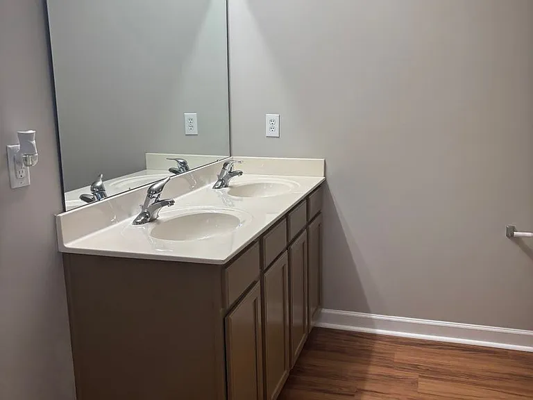 14104 Bernardy Ln — Photo 21