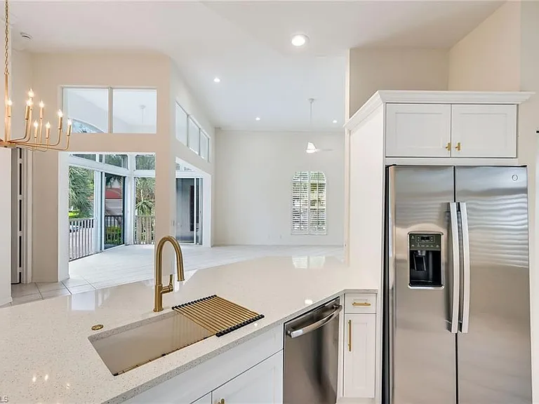 1580 Clermont Dr #L-202 — Photo 13
