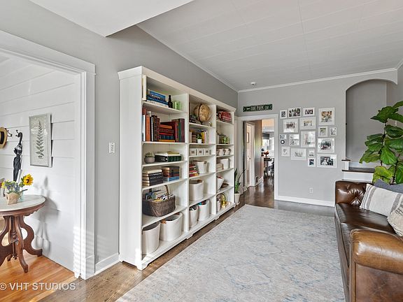 5th image of 1126 Lyman Ave