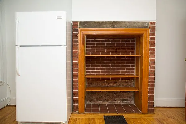 Rented by Brownstone Property Group | media 28