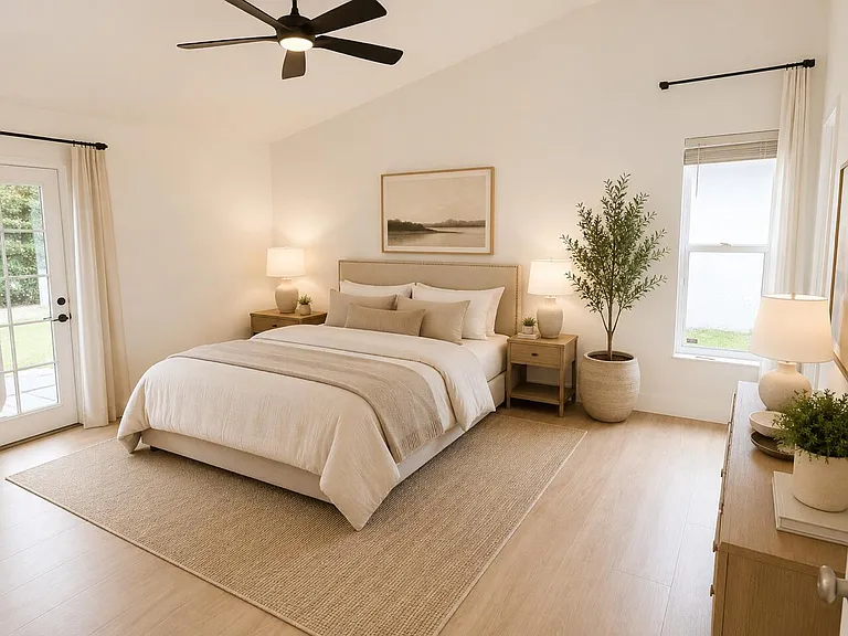 6249 Foster St — Photo 3