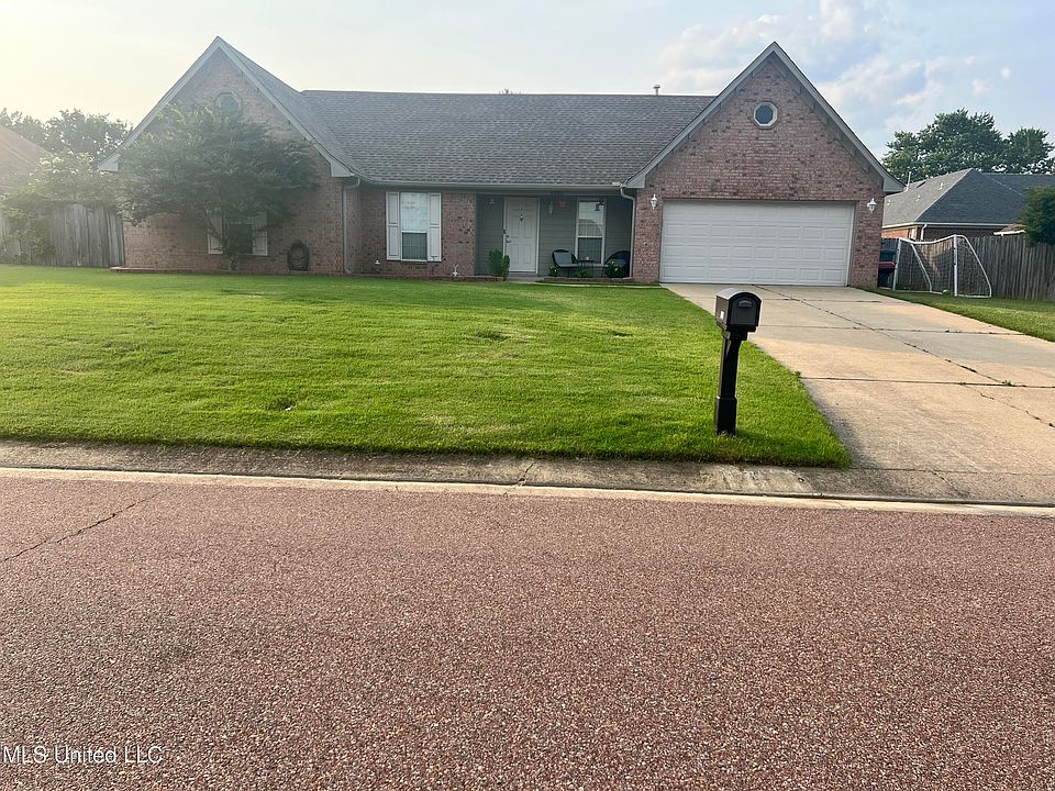 1st image of 1300 Richland Dr