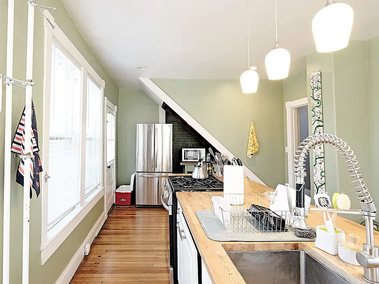 625 Ridge St #A — Photo 5