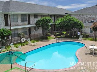 4051 Linkwood Dr #395, Houston, TX 77025