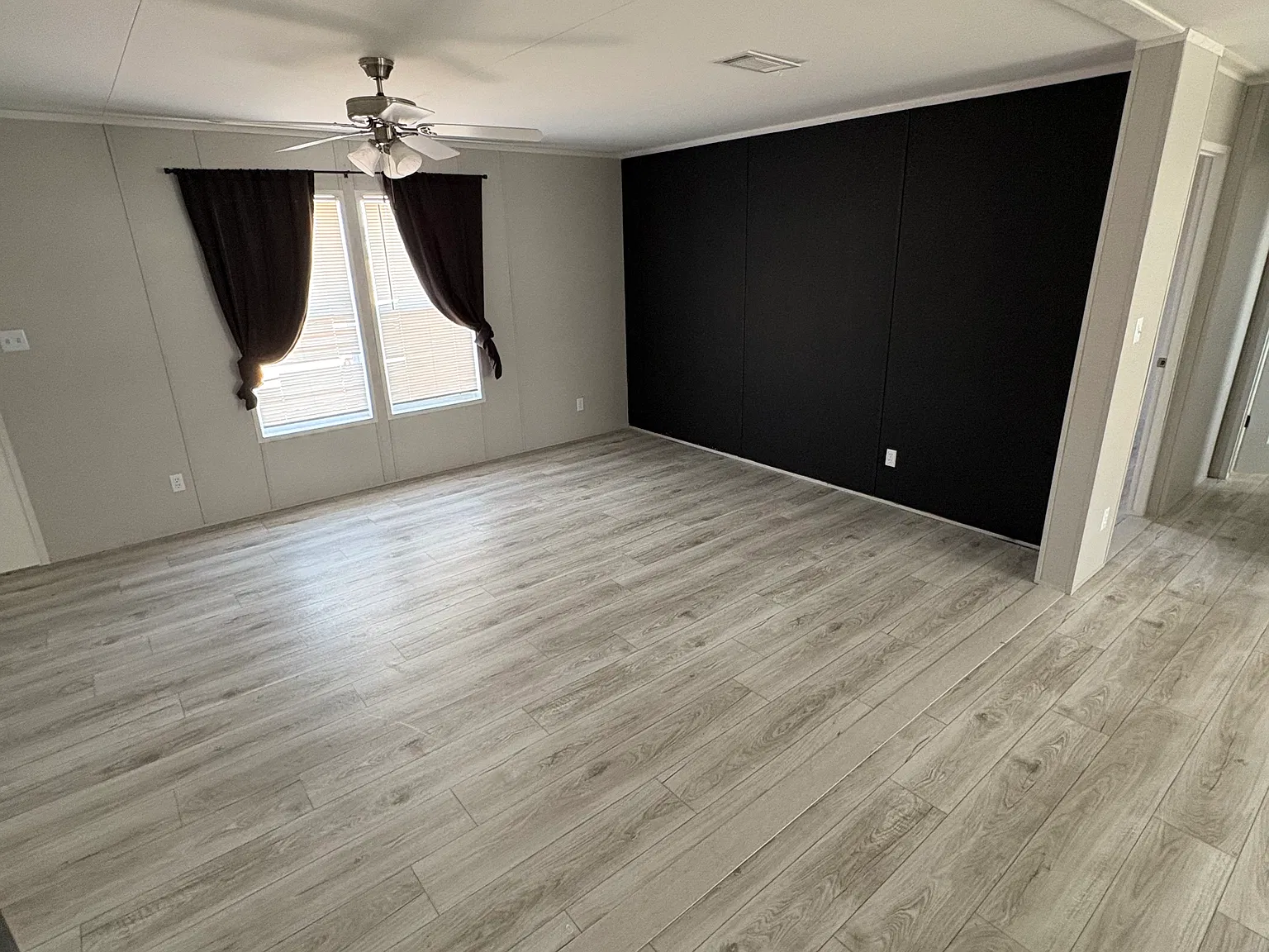 3 bed, 1280 sqft, $2,000 — Photo 2