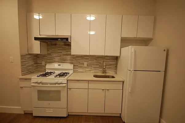 Rented by REAL New York | media 13