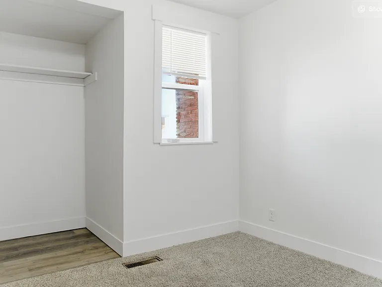 472 E Center St — Photo 6