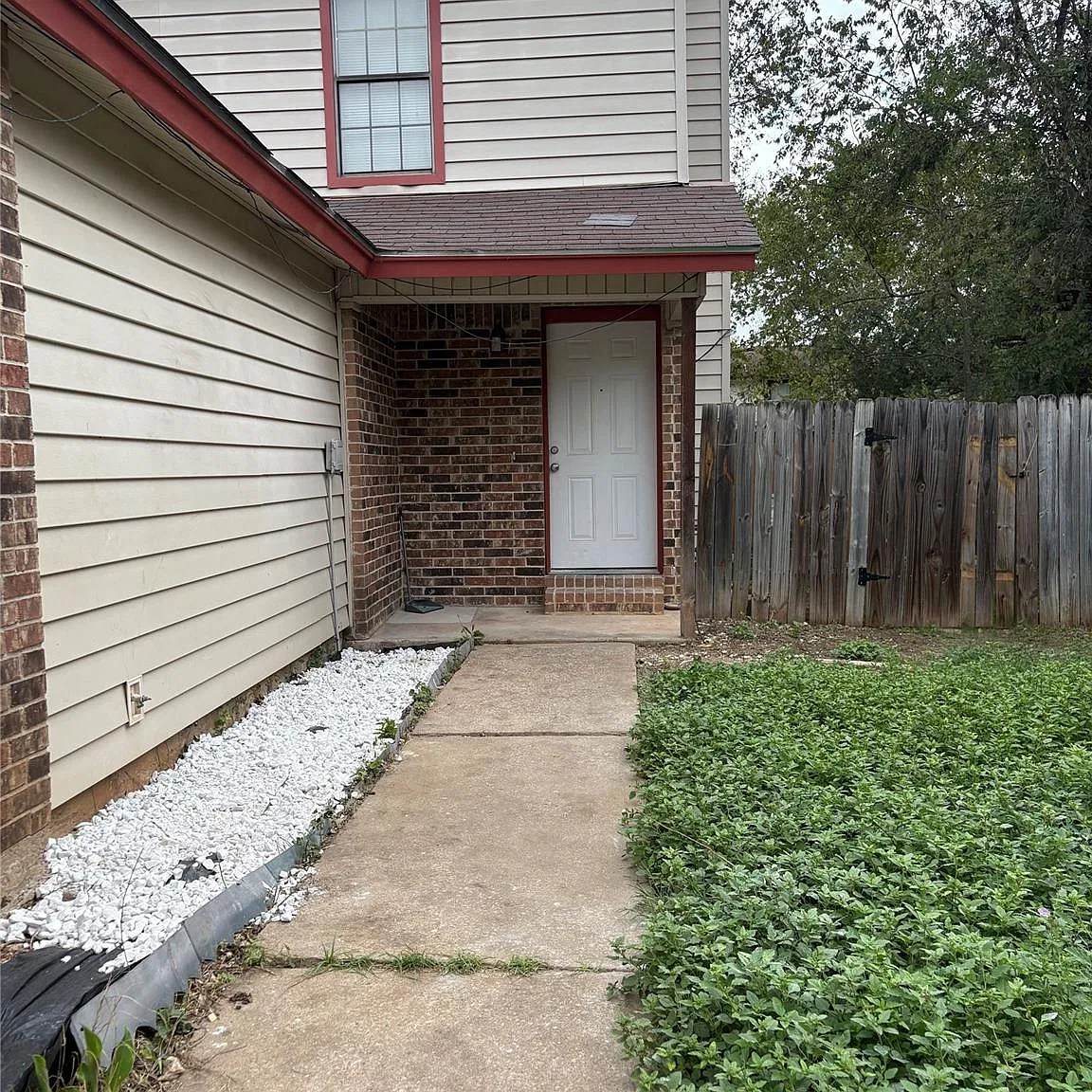 2 bed, 2.5 bath, 1030 sqft, $1,650 — Photo 1