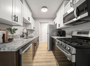 Zola Apartments, Minneapolis, MN 55416