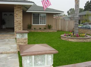 6931 Via Carona Dr, Huntington Beach, CA 92647