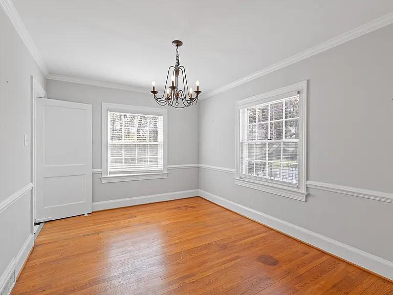 2728 Anderson Dr — Photo 15