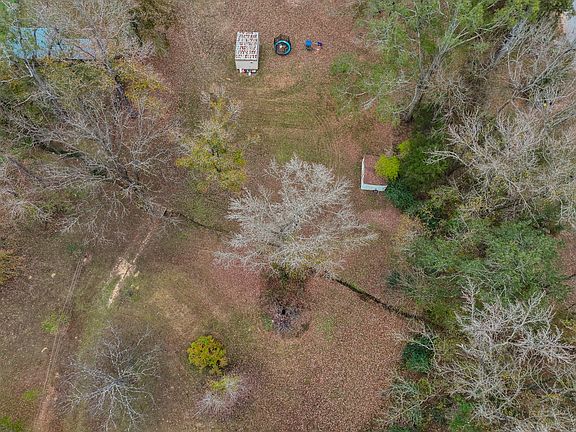 4th image of 131 Chapel Cliff Dr