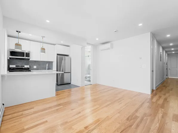 32-03 35th Avenue image 1 of 9