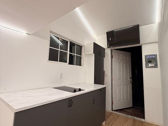 2nd image of 15619 S Saint Andrews Pl