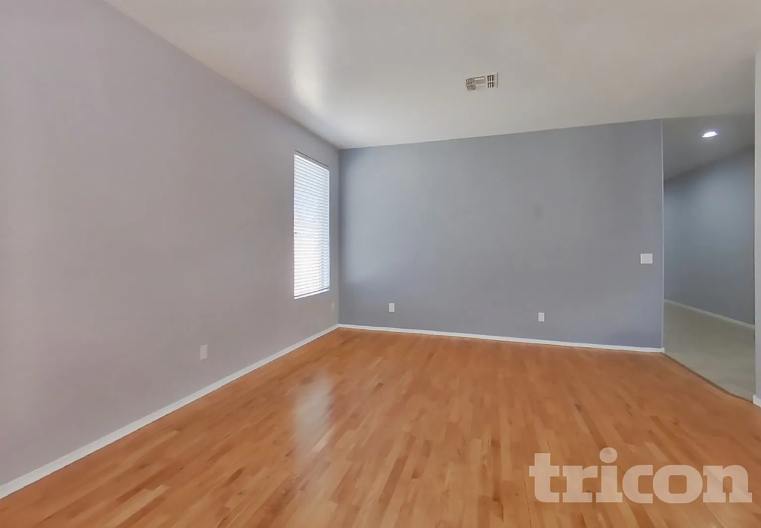 6147 W Oraibi Drive Glendale AZ — Photo 2