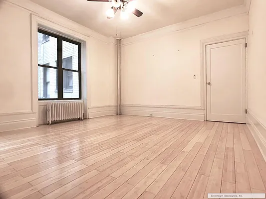 Rented by Sovereign Associates | media 7