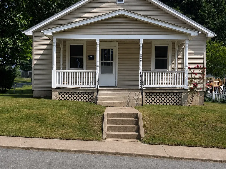 2300 Marsh St — Photo 1