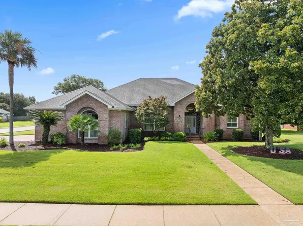 1154 Kelton Blvd, Gulf Breeze, FL 32563