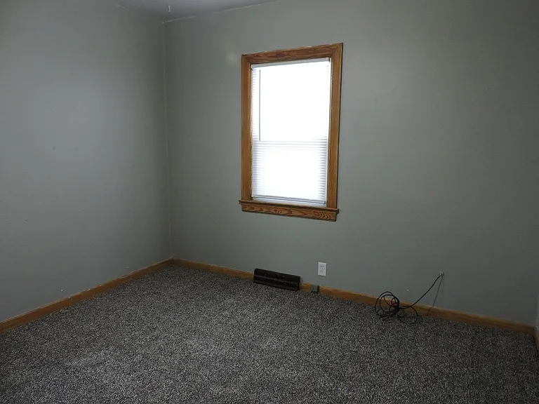 717 Dawson St — Photo 7