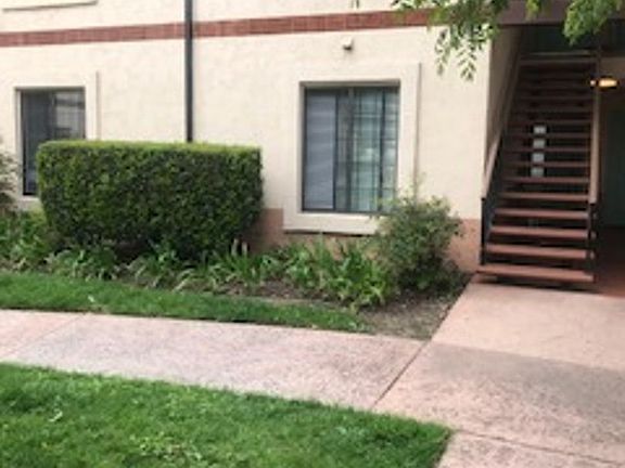 3rd image of 32-80 S Garden St #5601
