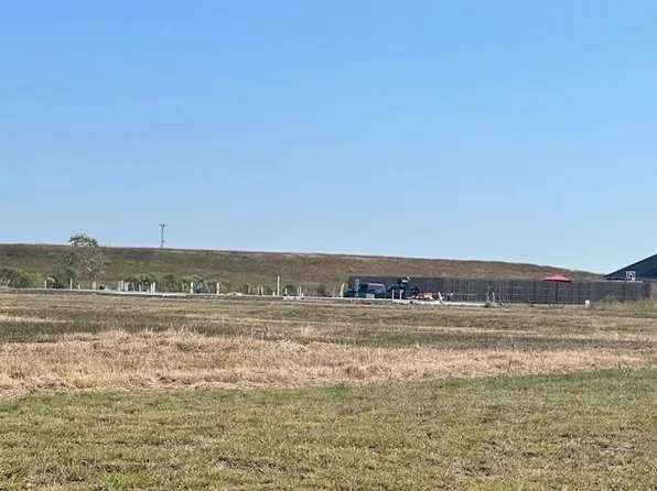 3635 Wakefield Ln, Beaumont, TX 77706