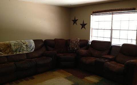 1st image of 232 SW Briarwood Gln