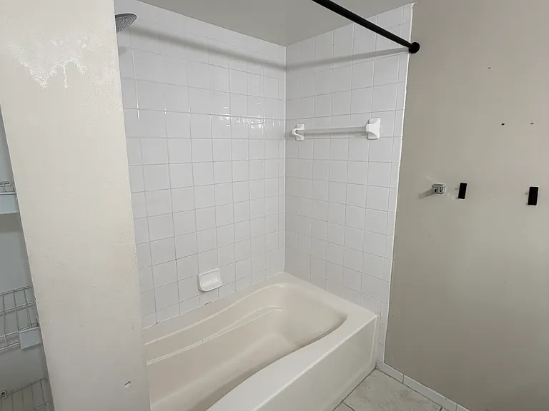 2440 E Preserve Way #207 — Photo 14
