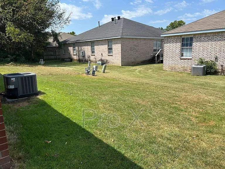 1433 N Dawn Dr — Photo 12
