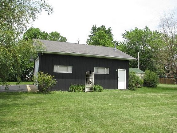 5th image of 1512 Marion Dr