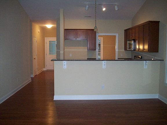 5th image of 4025 Bluebill Dr