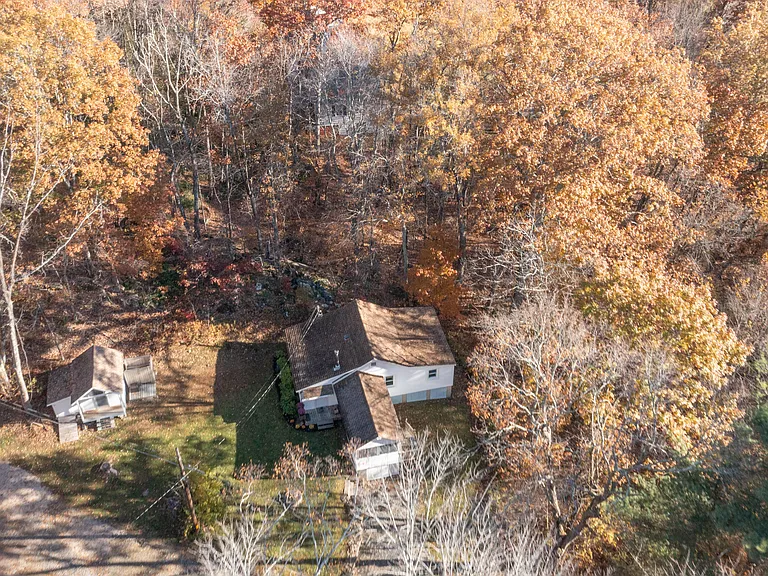 12 Park Road Ext — Photo 5