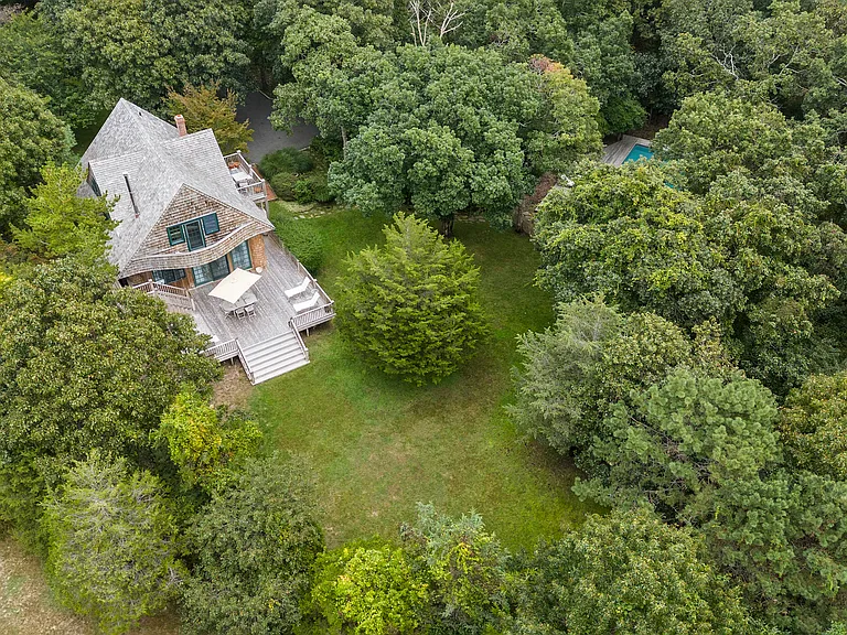 350 Montauk Hwy — Photo 1