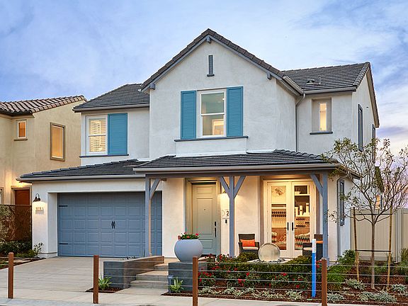 Sola At Skyline Plan 2 Exterior View