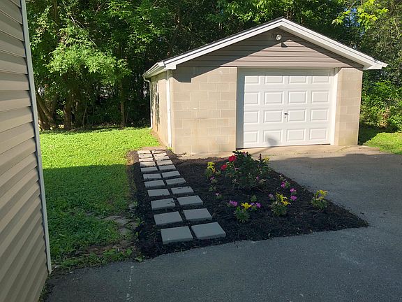 2nd image of 6906 John Adams Way