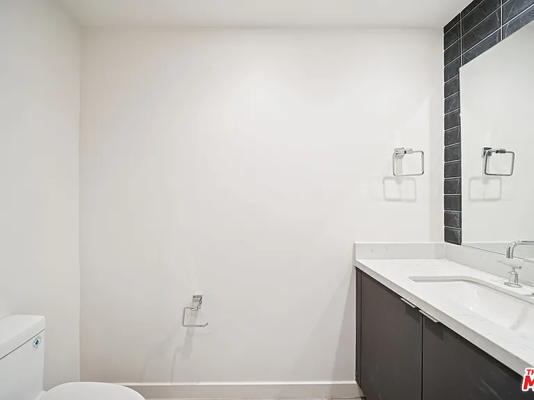 1051 S Corning St #103 — Photo 9
